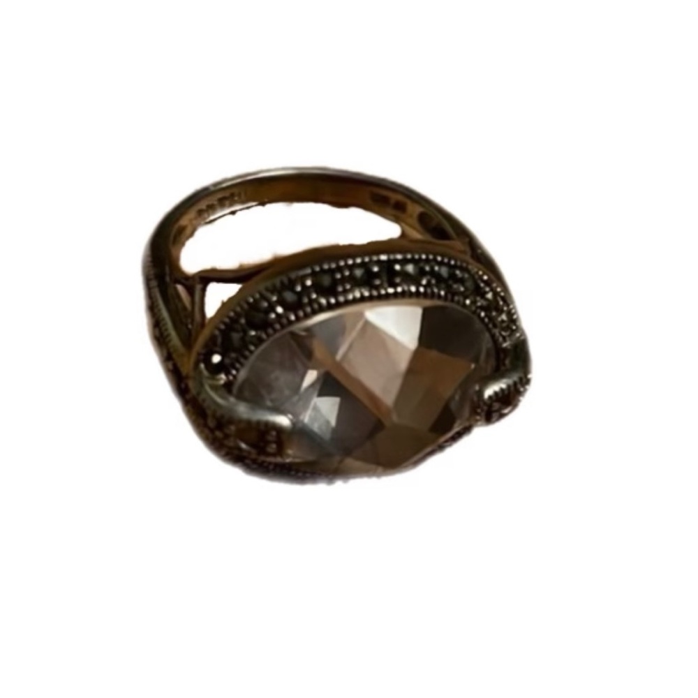 Vintage Oversized Rhinestone and Parve Ring - Size 8